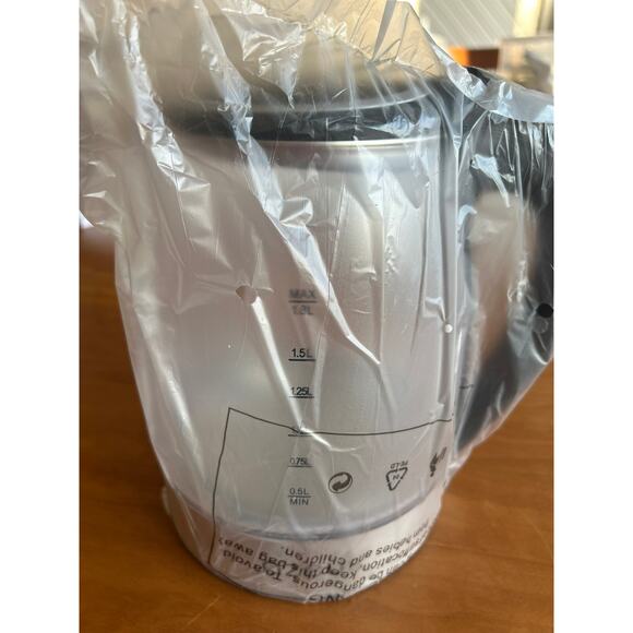 ELECTRIC GLASS KETTLE - Picture 5 of 8